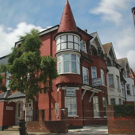 Acton Hill Hotel Ealing Exteriör bild